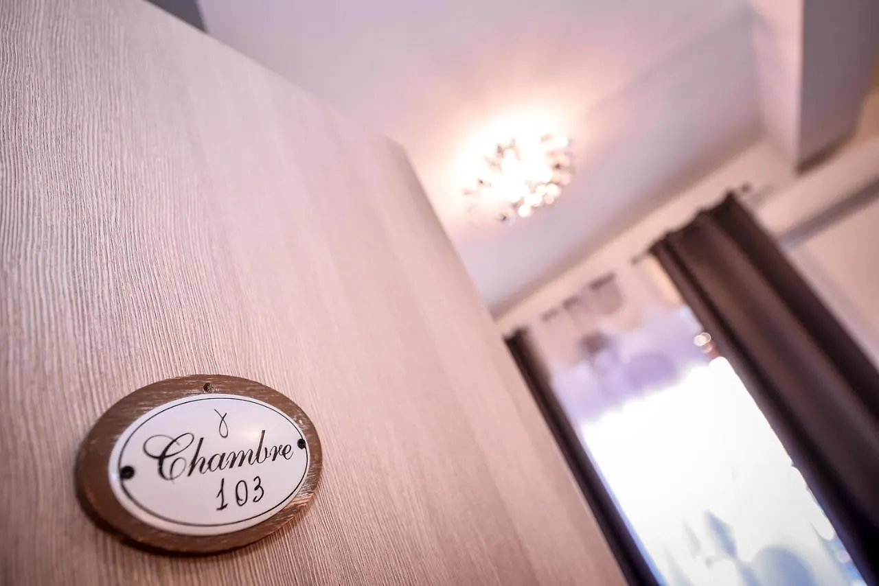 كاتانيا Symposium Bed&Breakfast فندق مبيت وإفطار